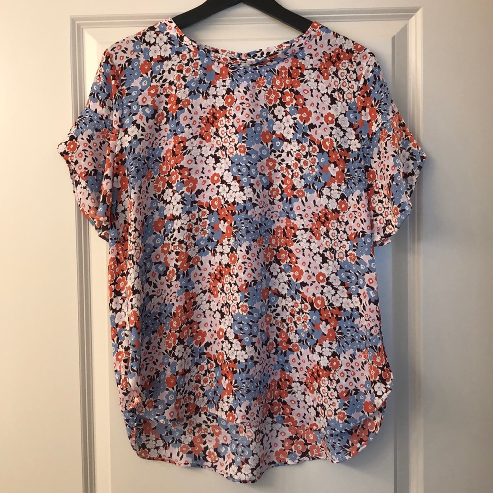 Ann Taylor LOFT Short Sleeved Blouse